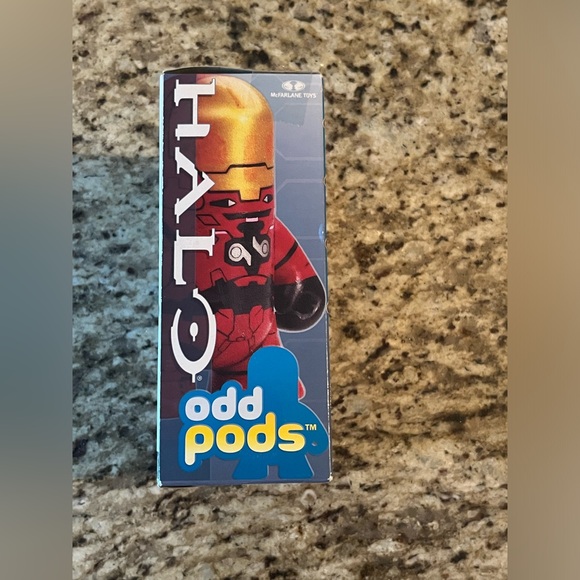 Spartan Soldier EVA - Halo Odd Pods Action Figure Series 1 Collectible - Picture 4 of 4